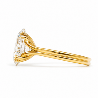 Oval Brilliant Split Band Solitaire Ring – Lab Grown Diamond – 14K/18K Yellow Gold - 1 Side Stone