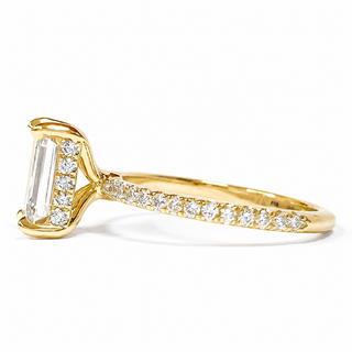 Emerald Cut with Pavé Band and Hidden Halo – Lab-Grown Diamond – 14K/18K Yellow Gold – 42 Side Stones