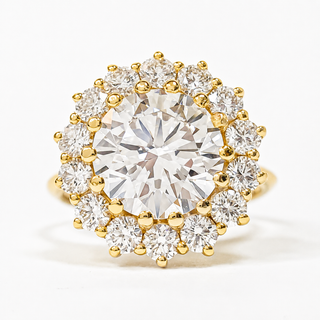 Round Brilliant Diana Ring – Lab Grown Diamond – 14K/18K Yellow Gold – 14 Side Stones