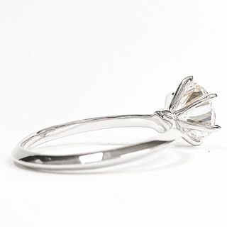 Round Brilliant 6 Prong Solitaire Ring – Lab Grown Diamond – 14K/18K White Gold