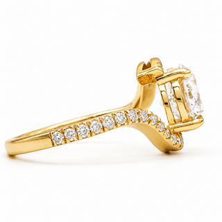 Round Brilliant Spiral Pavé Ring  – Lab Grown Diamond – 14K/18K Yellow Gold – 32 Side Stones