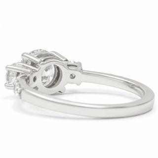 Round Brilliant Pavé Ring – Lab Grown Diamond – 14K/18K White Gold – 10 Side Stones