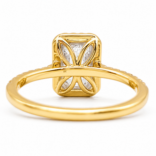 Emerald Cut with Pavé Band and Halo – Lab-Grown Diamond – 14K/18K Yellow Gold – 40 Side Stones