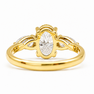Oval Brilliant 3 Stone Ring – Lab Grown Diamond – 14K/18K Yellow Gold – 2 Side Stones
