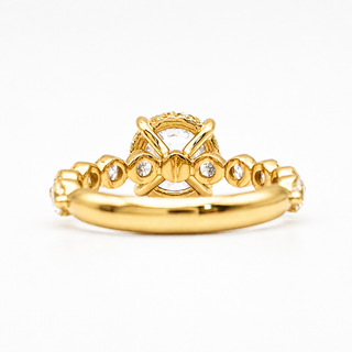 Round Brilliant Pavé Ring – Lab Grown Diamond – 14K/18K Yellow Gold – 30 Side Stones