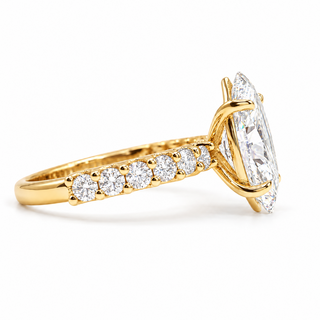 Marquise Brilliant Pavé Ring – Lab Grown Diamond – 14K/18K Gold – 12 Side Stones