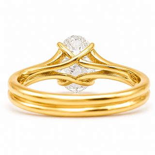 Oval Brilliant Split Band Solitaire Ring – Lab Grown Diamond – 14K/18K Yellow Gold