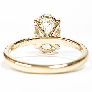 Oval Brilliant Pavé Ring – Lab Grown Diamond – 14K/18K Yellow Gold – 18 Side Stones