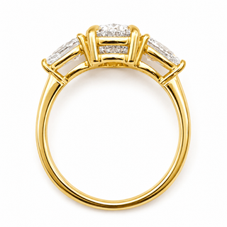 Oval Brilliant 3 Stone Ring – Lab Grown Diamond – 14K/18K Yellow Gold – 2 Side Stones