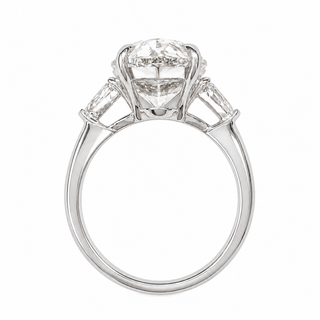 Pear Shape 3 Stone Ring – Lab Grown Diamond – 14K/18K White Gold – 2 Side Stones