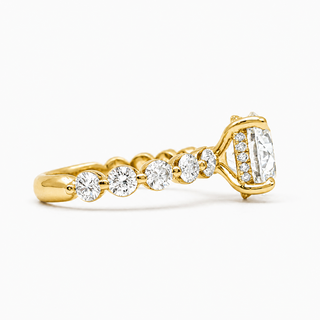 Round Brilliant Pavé Ring – Lab Grown Diamond – 14K/18K Yellow Gold – 30 Side Stones