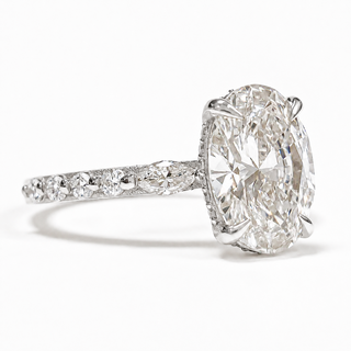 Oval Brilliant with Pavé Marquise Band – Lab-Grown Diamond – 14K/18K White Gold – 30 Side Stones