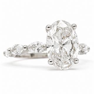 Oval Brilliant with Marquise Band Ring – Lab-Grown Diamond – 14K/18K Gold – 6 Side Stones