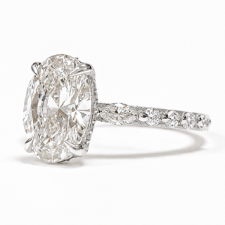 Oval Brilliant with Pavé Marquise Band – Lab-Grown Diamond – 14K/18K White Gold – 30 Side Stones