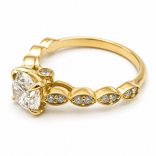 Round Brilliant Pavé Ring – Lab Grown Diamond – 14K/18K Yellow Gold – 18 Side Stones