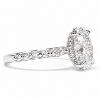 Oval Brilliant with Pavé Marquise Band – Lab-Grown Diamond – 14K/18K White Gold – 30 Side Stones