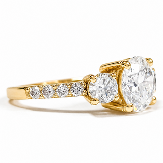 Round Brilliant Pavé Ring – Lab Grown Diamond – 14K/18K Yellow Gold – 10 Side Stones