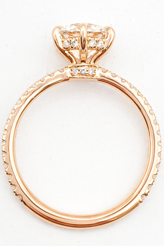 טבעת יהלום עגולה מבריקה 1.00-5.00 קראט – יהלום מעבדה – זהב צהוב 14 או 18 קראט - 18 אבני צד