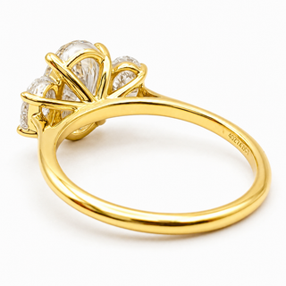 Oval Brilliant 3 Stone Ring – Lab Grown Diamond – 14K/18K Yellow Gold – 2 Side Stones