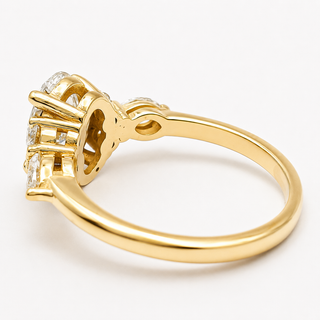 Oval Brilliant with Marquise Band – Lab-Grown Diamond – 14K/18K Yellow Gold – 6 Side Stones
