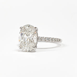 Oval Brilliant Pavé and Hidden Halo Ring – Lab Grown Diamond – 14K/18K White Gold – 52 Side Stones