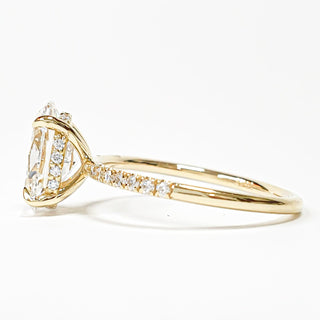 Oval Brilliant Pavé Ring with Hidden Halo – Lab Grown Diamond – 14K/18K Yellow Gold – 28 Side Stones