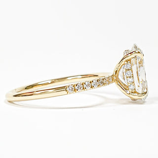 Oval Brilliant Pavé Ring with Hidden Halo – Lab Grown Diamond – 14K/18K Yellow Gold – 28 Side Stones