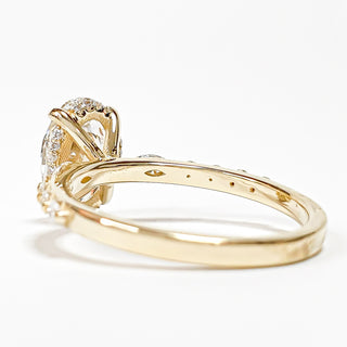 טבעת יהלום עגולה מבריקה 1.00-5.00 קראט – יהלום מעבדה – זהב צהוב 14 או 18 קראט - 18 אבני צד