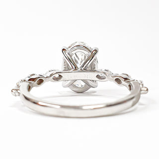 Oval Brilliant with Marquise Band Ring – Lab-Grown Diamond – 14K/18K White Gold – 6 Side Stones