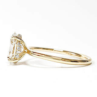 Oval Brilliant Ring with Hidden Halo – Lab Grown Diamond – 14K/18K Yellow Gold – 18 Side Stones