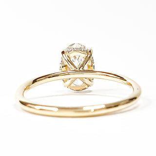 Oval Brilliant Ring with Hidden Halo – Lab Grown Diamond – 14K/18K Yellow Gold – 18 Side Stones
