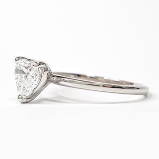 Heart Brilliant Solitaire Ring – Lab-Grown Diamond – 14K/18K White Gold