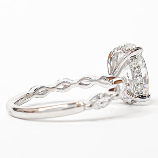 טבעת יהלום עגולה מבריקה 1.00-5.00 קראט – יהלום מעבדה – זהב צהוב 14 או 18 קראט - 18 אבני צד