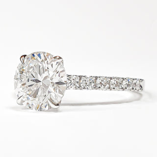 Round Brilliant Pavé Ring – Lab Grown Diamond – 14K/18K White Gold – 12 Side Stones