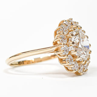 Round Brillaint Cut 3.71 Carat Lab-Grown Diamonds Ring | IGI Certified | 4.22 Gram 14K Yellow Gold