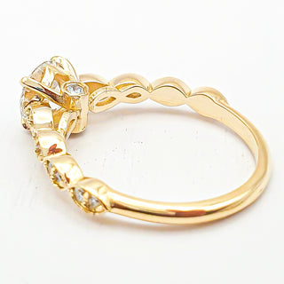 Round Brilliant Pavé Ring – Lab Grown Diamond – 14K/18K Yellow Gold – 18 Side Stones