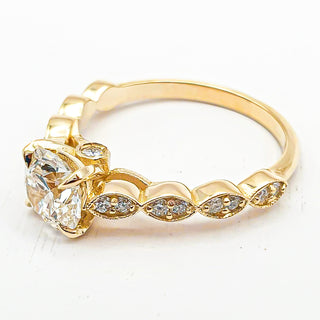 Round Brilliant Pavé Ring – Lab Grown Diamond – 14K/18K Yellow Gold – 18 Side Stones