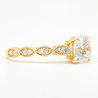 Round Brilliant Pavé Ring – Lab Grown Diamond – 14K/18K Yellow Gold – 18 Side Stones