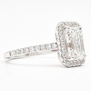 טבעת יהלום עגולה מבריקה 1.00-5.00 קראט – יהלום מעבדה – זהב צהוב 14 או 18 קראט - 18 אבני צד