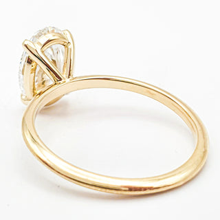 Oval Brilliant Solitaire Ring – Lab Grown Diamond – 14K/18K Yellow Gold