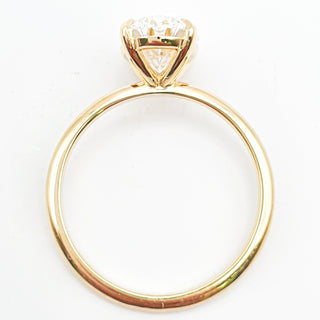 Oval Brilliant Solitaire Ring – Lab Grown Diamond – 14K/18K Yellow Gold