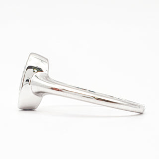 טבעת יהלום אובל סוליטר מבריקה 1.00-5.00 קראט – יהלום מעבדה – זהב לבן 14K/18K