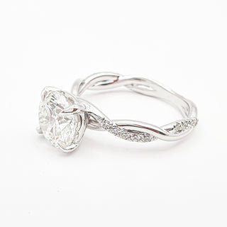 Round Brilliant Pavé Ring – Lab Grown Diamond – 14K/18K White Gold – 28 Side Stones