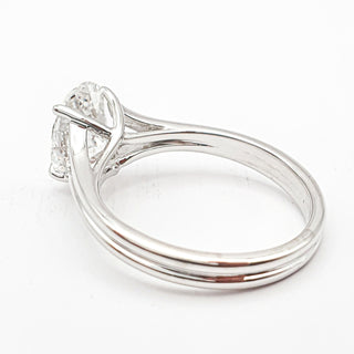 Oval Brilliant Split Band Solitaire Ring – Lab Grown Diamond – 14K/18K White Gold