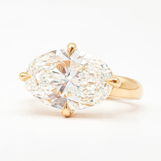 Oval Brilliant Solitaire Ring – Lab Grown Diamond – 14K/18K Yellow Gold