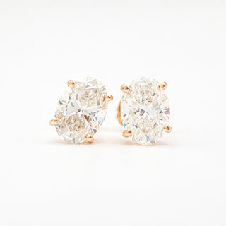 Oval Brilliant Earrings – Lab Grown Diamonds – 14K/18K Yellow Gold – Stud Earrings
