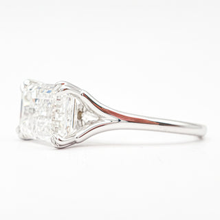 Emerald Cut Split Solitaire Ring – Lab-Grown Diamond – 14K/18K White Gold