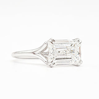 Emerald Cut Split Solitaire Ring – Lab-Grown Diamond – 14K/18K White Gold