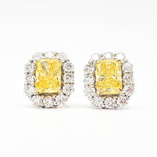 Radiant Cut 2.90 Carat Lab-Grown Diamonds Fancy Vivid Yellow Earrings | IGI Certified | 3.06 Gram 14K White and Yellow Gold | End Date: 08/03/2026