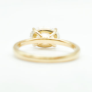 Oval Brilliant Pavé Ring – Lab Grown Diamond – 14K/18K Yellow Gold – 20 Side Stones